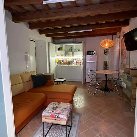 Monolocale Centralissimo - Il Lupo Affitta Apartamento