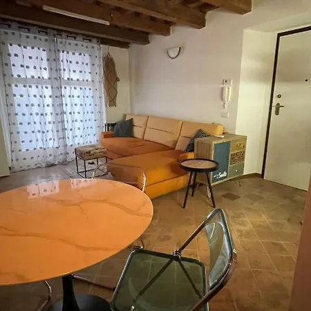 Apartamento Monolocale Centralissimo - Il Lupo Affitta *